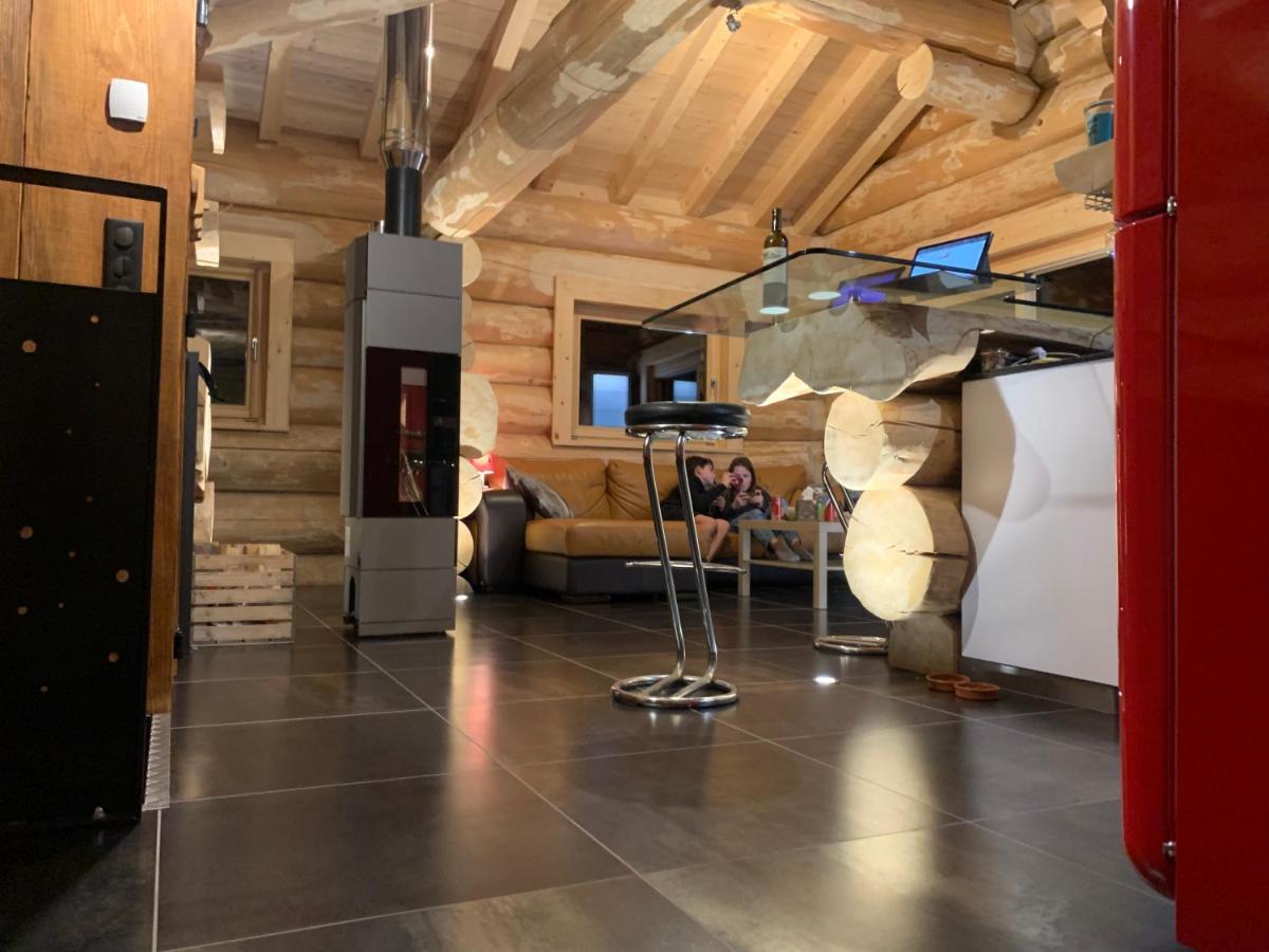 Les Villards-sur-Thônes Chalet Anzac Chalet 5 Etoiles En Rondins Tout Neuf Unique Dans Les Aravis מראה חיצוני תמונה