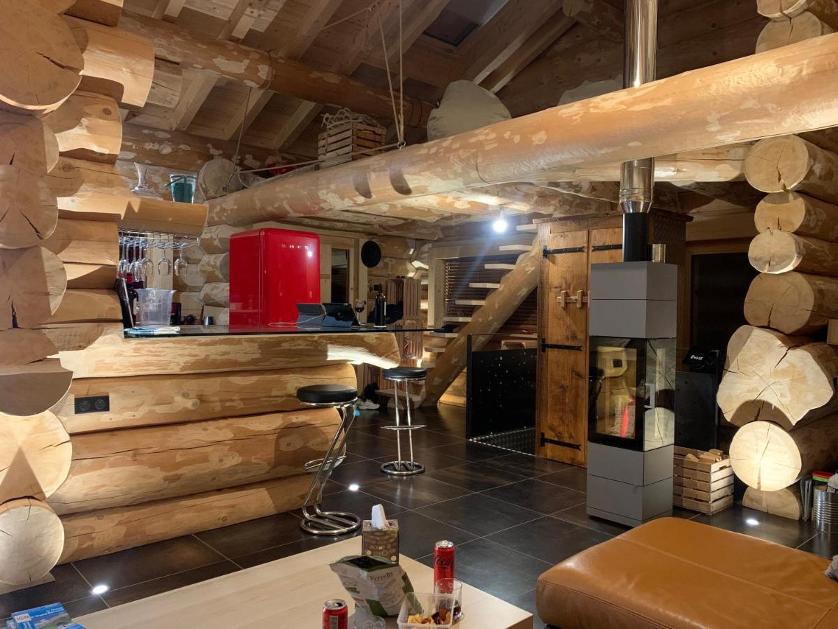 Les Villards-sur-Thônes Chalet Anzac Chalet 5 Etoiles En Rondins Tout Neuf Unique Dans Les Aravis מראה חיצוני תמונה