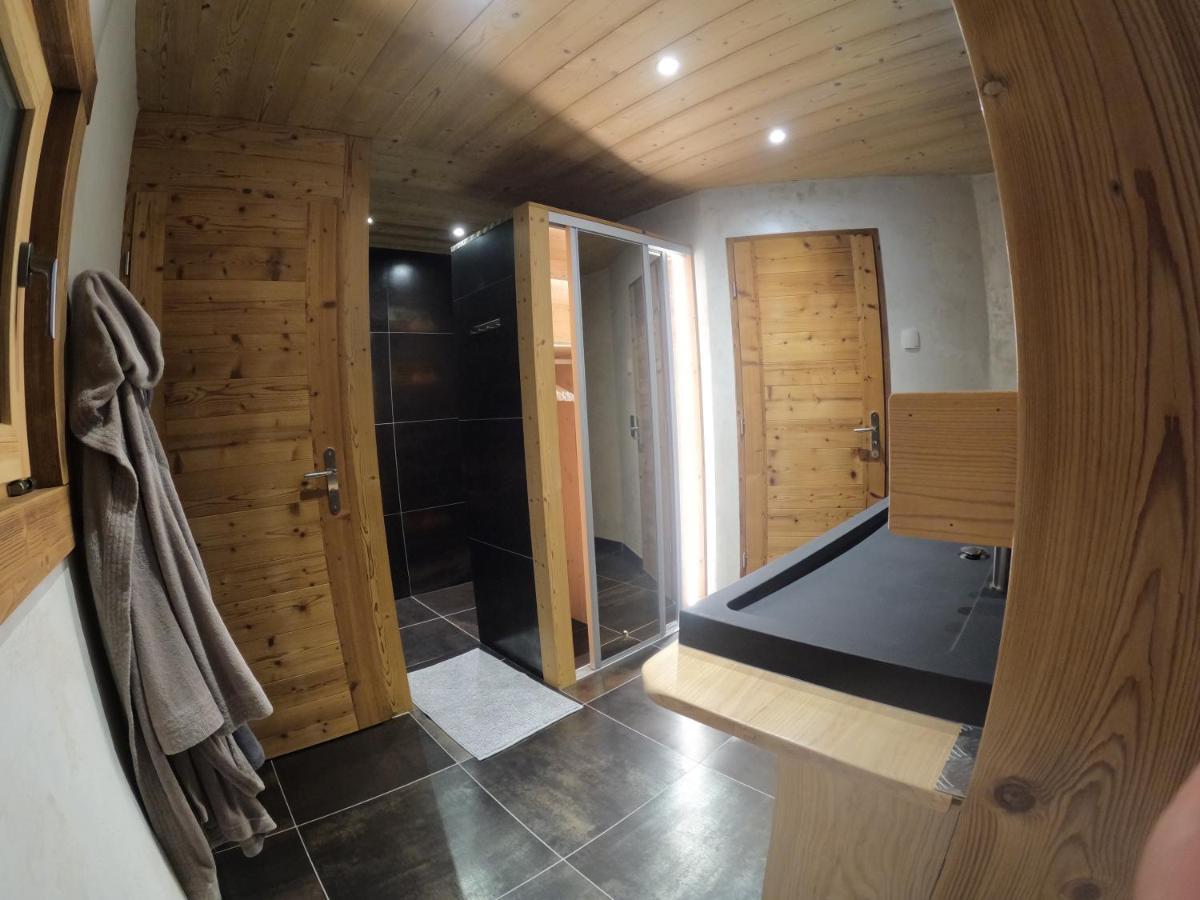 Les Villards-sur-Thônes Chalet Anzac Chalet 5 Etoiles En Rondins Tout Neuf Unique Dans Les Aravis מראה חיצוני תמונה
